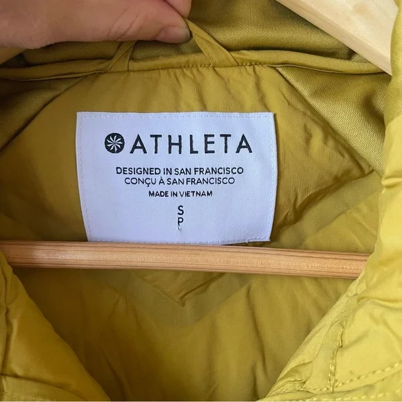 Athleta Inlet Fitted Yellow Puffer Vest Down Fill - Picture 4 of 9